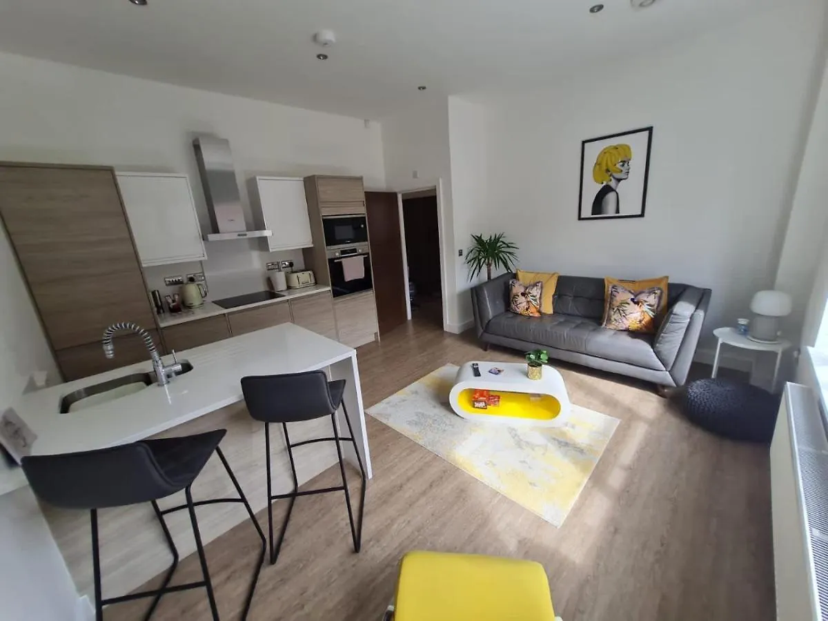 34 Cuppin Street - Luxury City Centre Apartment! Chester
