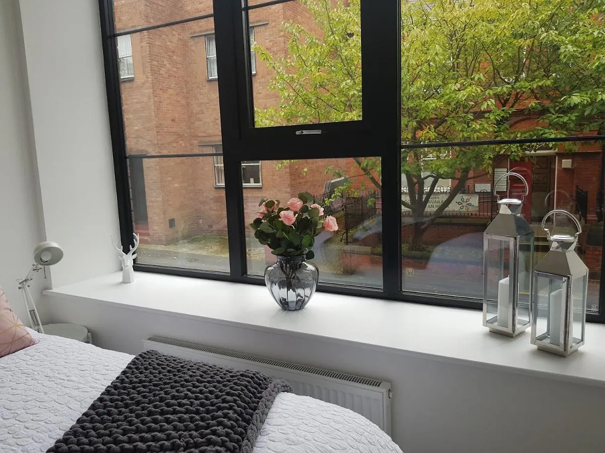 34 Cuppin Street - Luxury City Centre Apartment! Chester