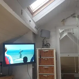 Le Attic , Fridge Tv Microwave, Chester